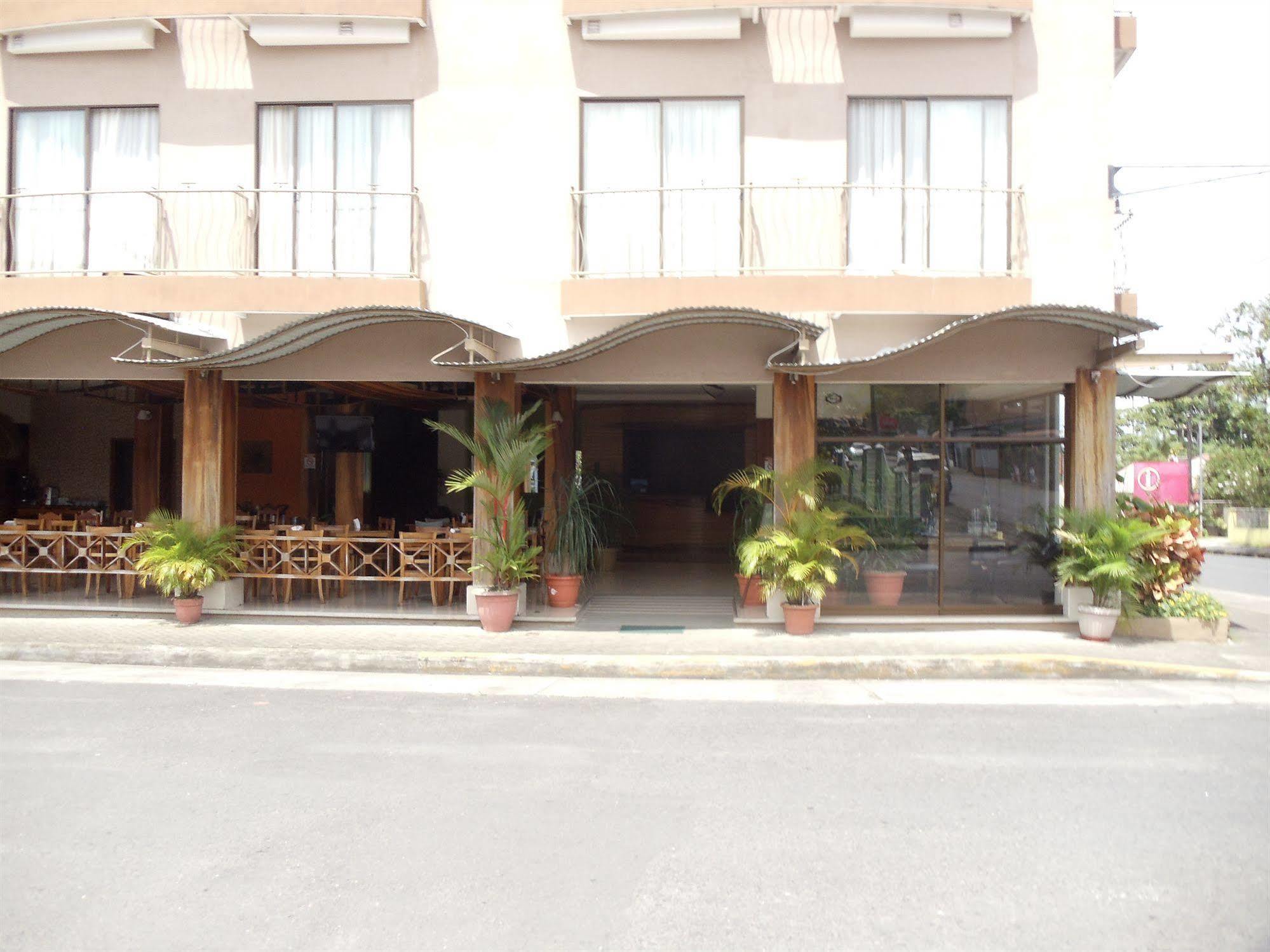 Hotel La Fortuna 외부 사진